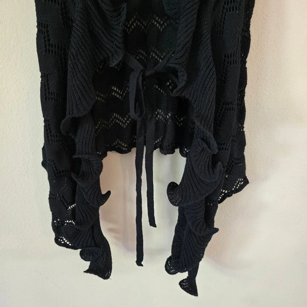 BCBG Womens Black knit vest Y2k Size‎ Medium Bohemian